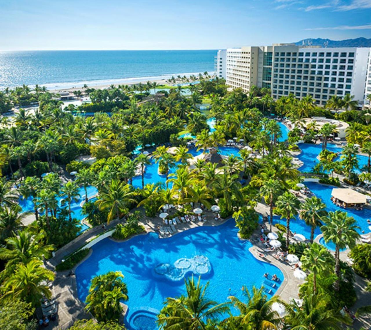 Vidanta World Aparthotel Puerto Vallarta Exterior photo
