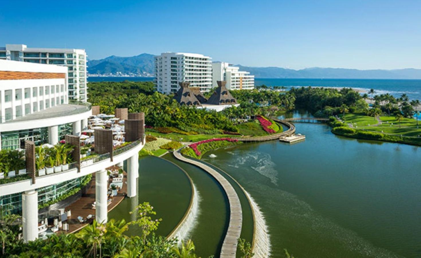 Vidanta World Aparthotel Puerto Vallarta Exterior photo